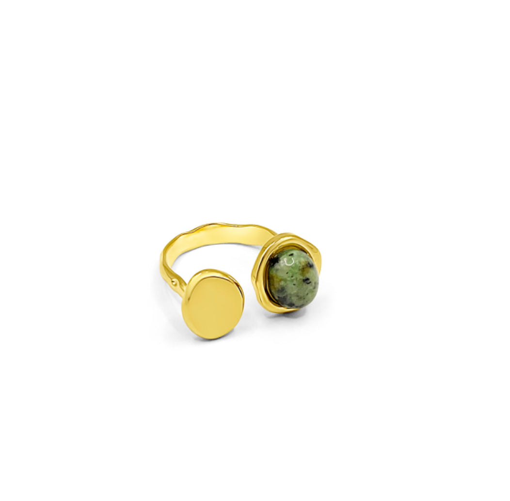 Nadia ring
