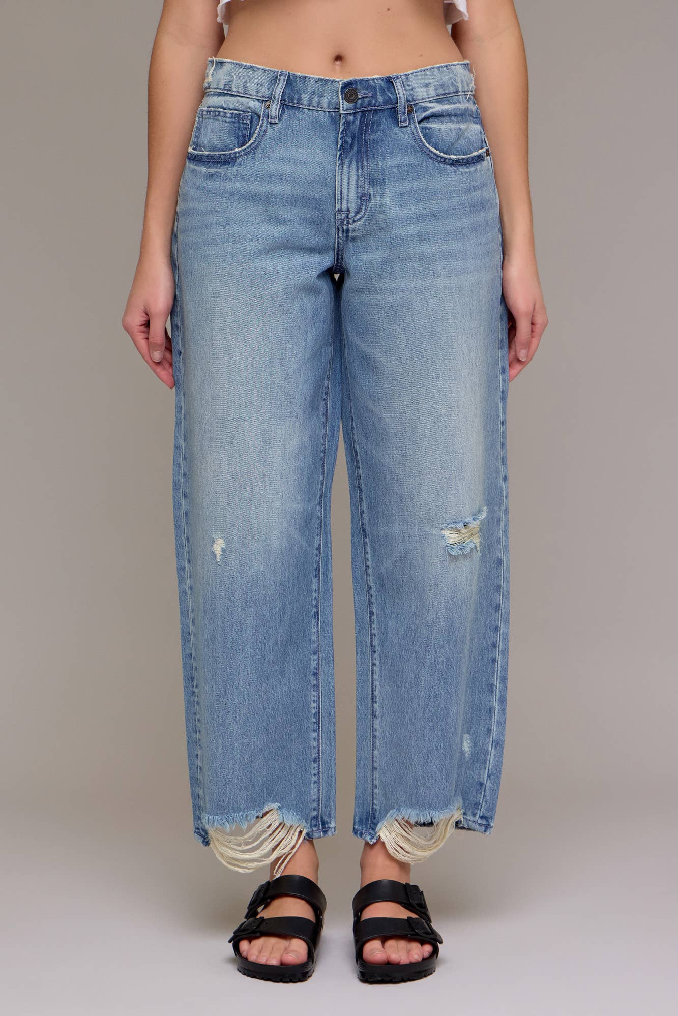 MidRise Baggy Crop Jean