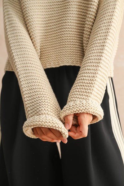 Round Neck Knitted Sweater