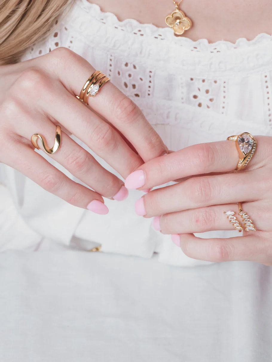 Dahlia Teardrop Ring