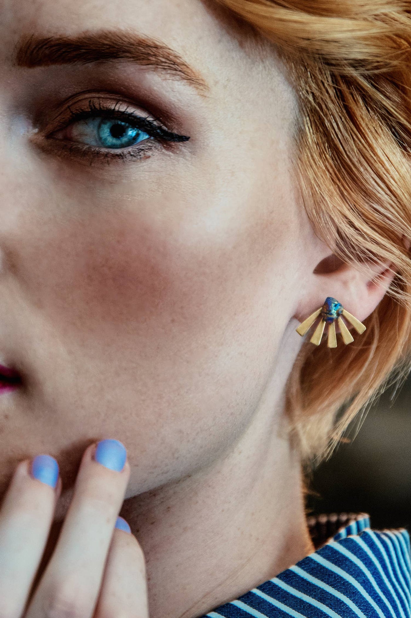 Eyelash Earring: Bismuth